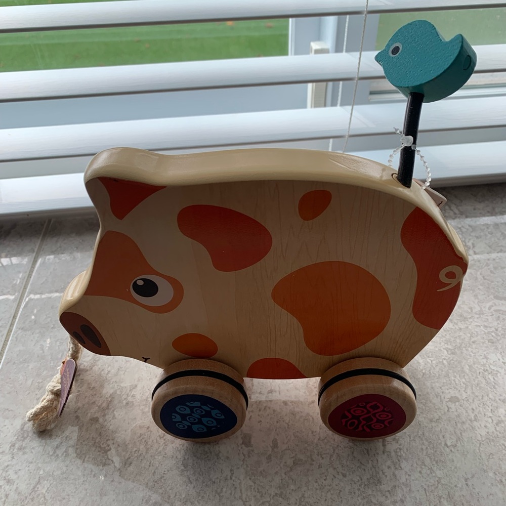 NWT / B. toys by Battat Happy Go Piggy Wooden Pull